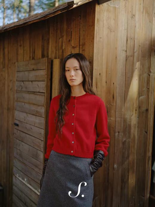 shyshystill/shy202510076/羊毛兔毛天然保暖小版型好穿两色开衫 商品图1