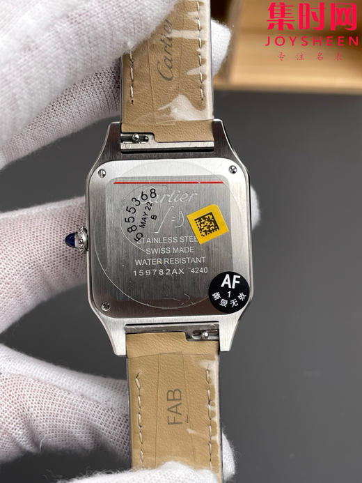 AF卡地亚山度士杜蒙系列 桑托斯大号 中性腕表 成熟魅力之典范 表盘尺寸43.5X31.4mm 小手腕男生福音 商品图4