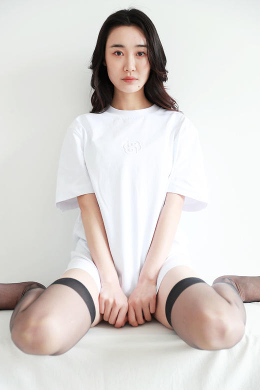 浮雕工艺tee，刚出口西德。基础款正肩宽松圆领半袖儿t恤E012960 商品图0