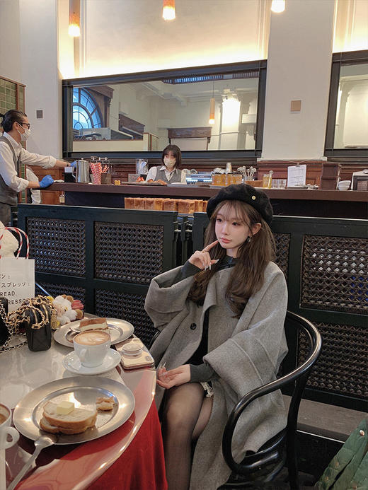 金蘑菇菇 纽约的星期天/ 小魔女 10羊绒+90羊毛 灰大衣系列 商品图1