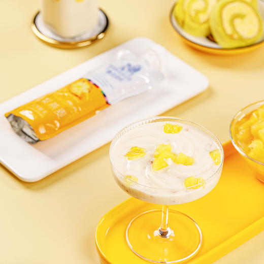 【光明&小西牛】青海常温酸奶慕拉酸奶凤梨燕麦果味酸奶160g*10袋/箱 商品图12