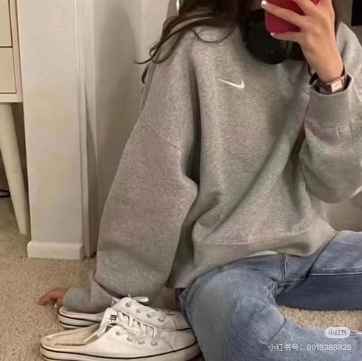 一店d 𝐧𝐢𝐤𝐞新solo swoosh卫衣套装来安排啦 𝟐𝟓秋冬新款 极简的钩子应该没人不爱吧 经典配色百搭又耐看 加绒体感超舒适温暖 商品图6