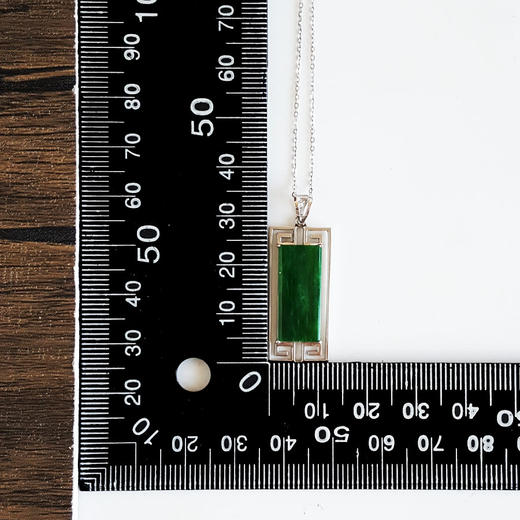 【天然正品】A货翡翠AU750白金镶福纹天然细腻细豆种满绿平安无事牌翡翠吊坠项链35.3*12.8*3.2MM（皆取最大值）181125AH39 商品图4