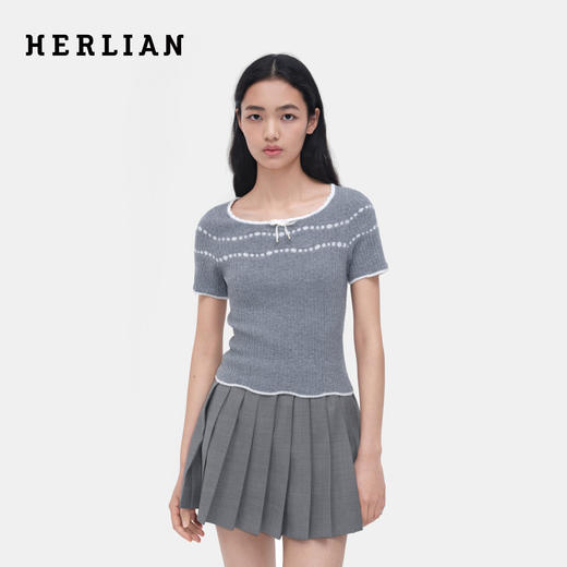 HERLIAN 2026年春季新品蝴蝶结装饰女士波点短袖修身针织衫 商品图0