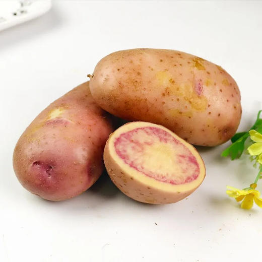 【粉糯香甜❗️营养丰富】云南七彩土豆产地直发当季红心土豆新鲜蔬菜红心土豆。jc 商品图0