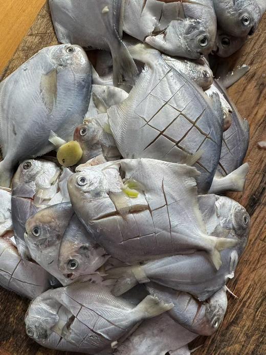 手作炸鱼组合丨渤海湾野生鱼，自家花生油炸制，金黄酥脆，解冻后空气炸锅加热8分钟即食。⭐️顺丰快递 商品图4