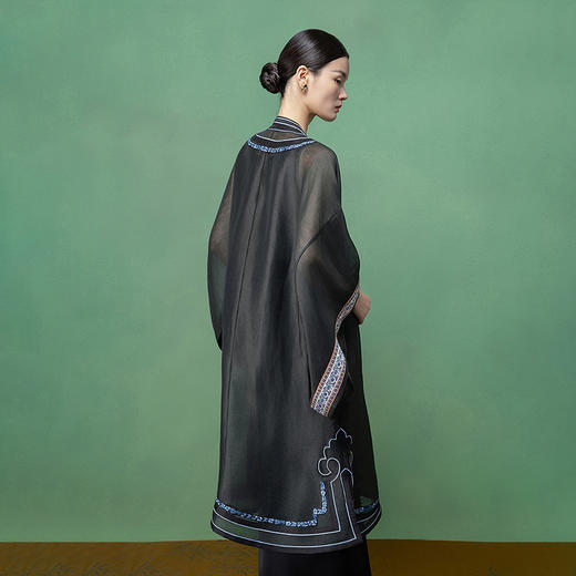 【林栖设计小店】东方雅致|丝麻雪纺三蓝绣花如意纹2026春新款衬衣1961157 商品图3