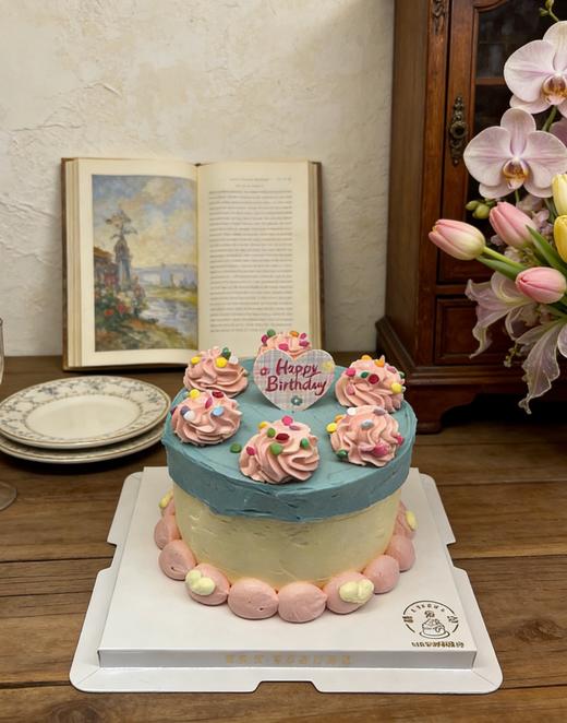 【优品系列】---加高款三层夹心【ins风采糖】女士、闺蜜、女生蛋糕 商品图1