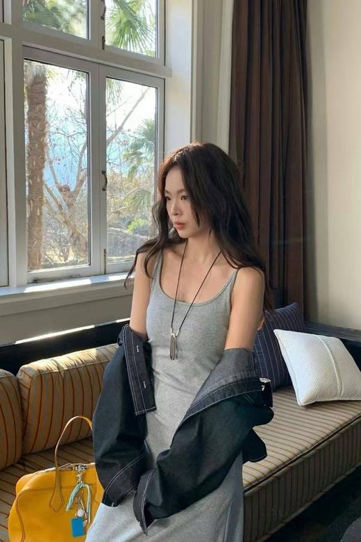 LNNNS 极简风双肩带显瘦内搭吊带连衣裙 22254 商品图2