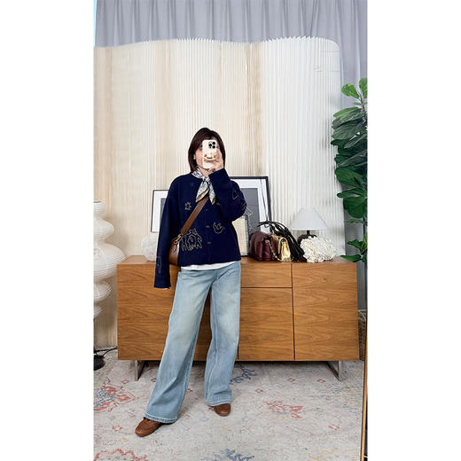 【贝拉推荐】自由尺度 2026神裤！原地封神！ADVANCE前进FREE CROSS四面弹面料 直筒宽松显瘦牛仔裤 梨形天菜 四季可穿三色可选 商品图2