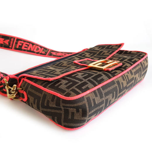 【95新】FENDI芬迪Baguette手袋8BR600中号老花拼红色Baguette法棍包单肩斜挎包女士270126AK34 商品图7