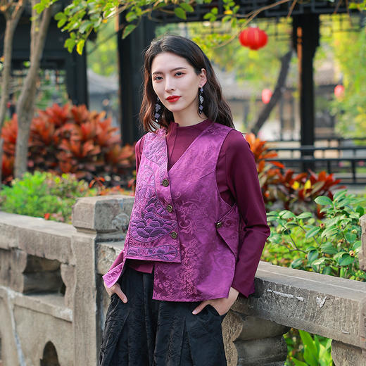 【2026春节款-现货】曳紫生姿民族风马甲 商品图0