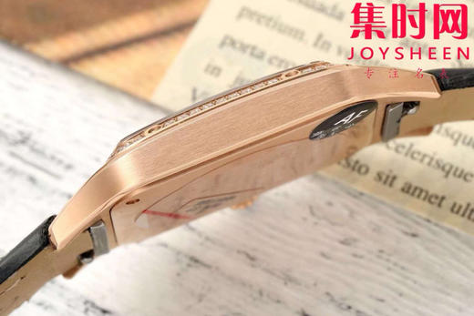 AF卡地亚山度士杜蒙系列 桑托斯大号 中性腕表 成熟魅力之典范 表盘尺寸43.5X31.4mm 小手腕男生福音 商品图7