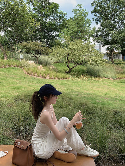 金蘑菇菇 oni松弛的一天 /经典撞色条纹淡颜小白花系开衫+吊带 商品图4