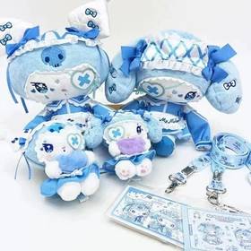 日本三丽鸥Sanrio&dolly mix联名玩偶挂件