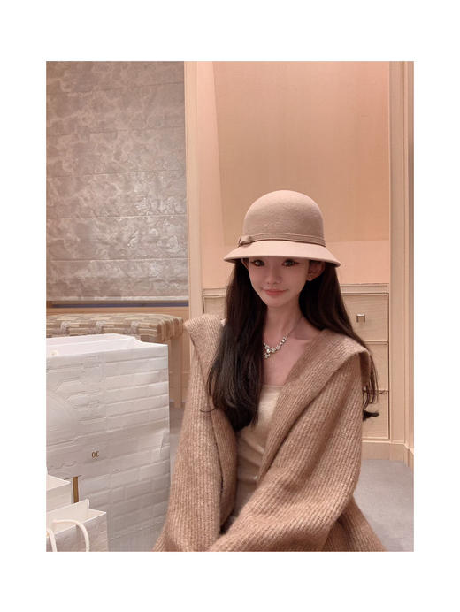 金蘑菇菇 京洛再无佳人 小白狐连帽慵懒开衫 商品图4