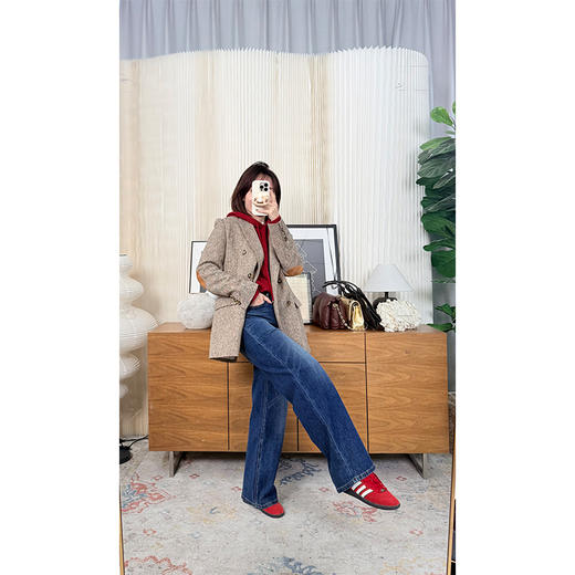 【贝拉推荐】自由尺度 2026神裤！原地封神！ADVANCE前进FREE CROSS四面弹面料 直筒宽松显瘦牛仔裤 梨形天菜 四季可穿三色可选 商品图4