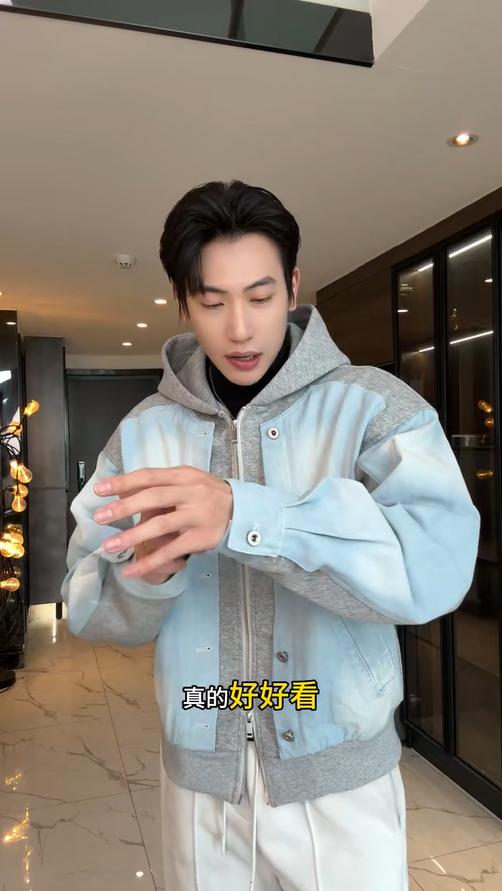 56017SDSA春夏新款痞帅男装韩版潮牌磨白拼接拉链连帽夹克外套百搭时尚 商品图0