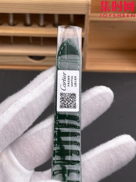 AF卡地亚山度士杜蒙系列 桑托斯大号 中性腕表 成熟魅力之典范 表盘尺寸43.5X31.4mm 小手腕男生福音 商品图7