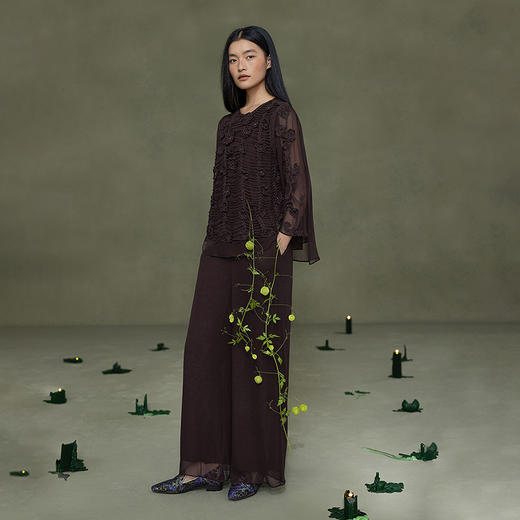 【林栖设计小店】手工钩花|鎏光溯影流木紫桑蚕丝拼飞片飘逸2026春新款国风真丝衫1961016 商品图1