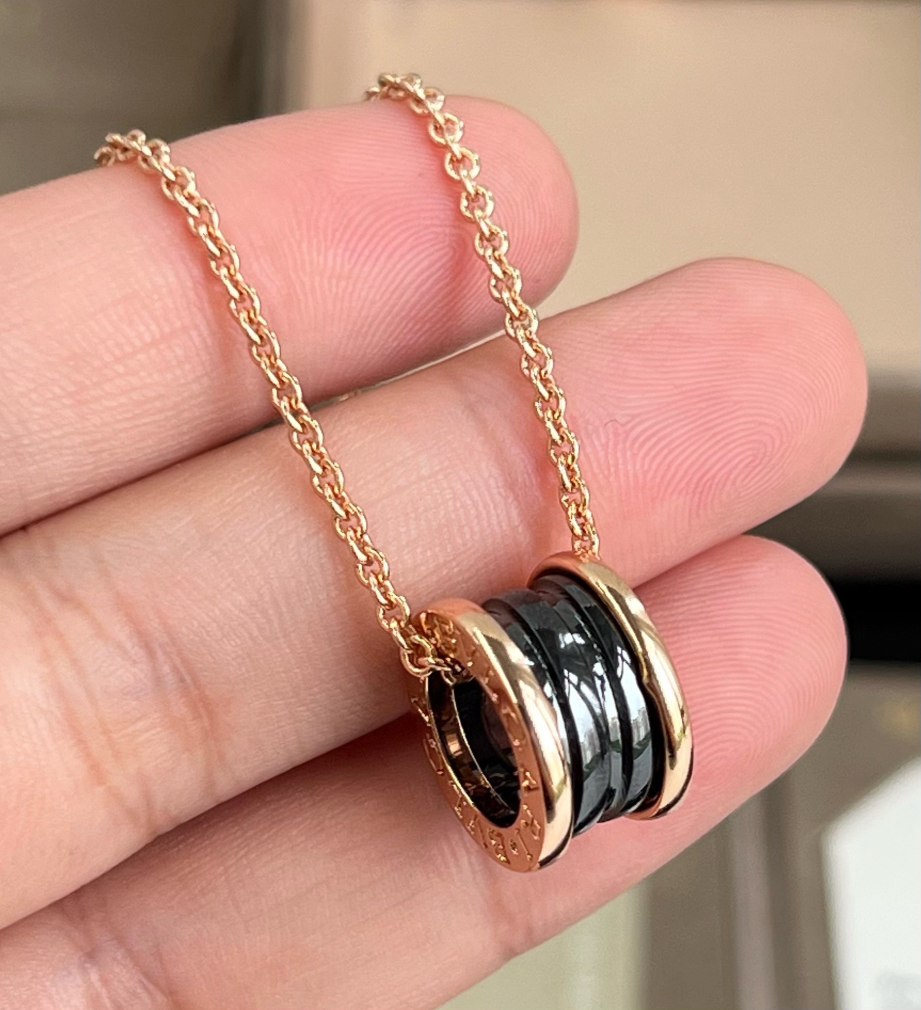 独家对版CNC数控精雕 精工高定 宝格丽BVLGARI B.zero系列陶瓷项链 每个女生都绕不开的一款，万年经典百搭 随意入不出错~