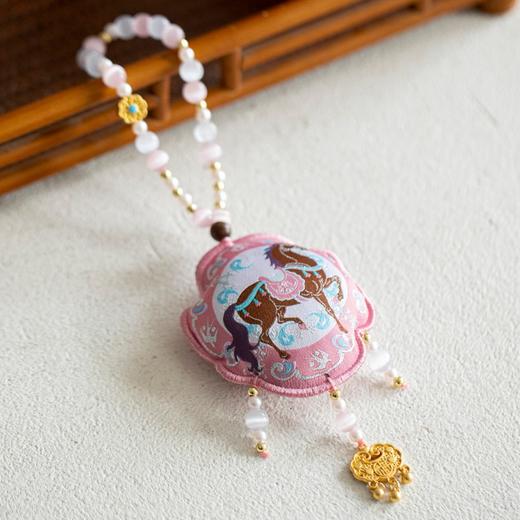 骏逸四时·2026马年系列香包，河北省级非遗-谷氏香车载挂饰香囊包 商品图8