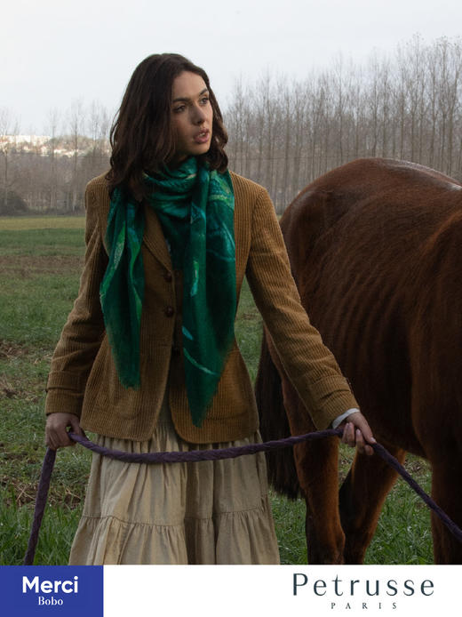 【马年图腾】Petrusse 贝图丝 Allure 倾城 羊毛真丝方巾 商品图6