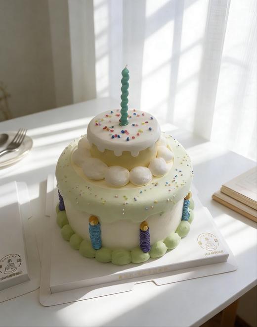 【臻品系列】--加高胚三层夹心-ins风蛋糕【蜡烛】 商品图1