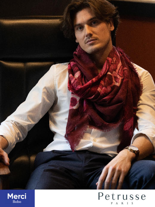 【马年图腾】Petrusse 贝图丝 Allure 倾城 羊毛真丝方巾 商品图9