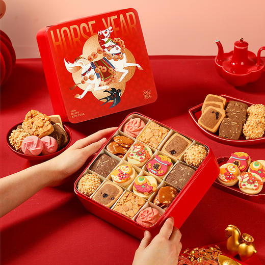 【什锦曲奇伴手礼 马上福禄】悠享时圣诞送礼盒伴手礼休闲零食礼包下午茶女生日礼物新年大礼包580g 商品图2