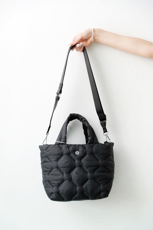 哇塞，被美到啦。。。5L运动瑜伽可调节长肩带户外单肩包E012958 商品图13