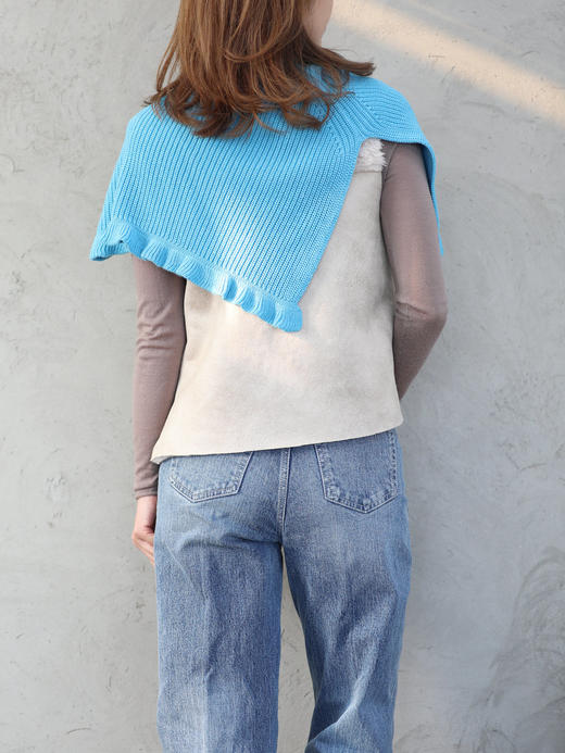 TYNVIE 荷叶边高领针织斗篷-亮蓝色 商品图9