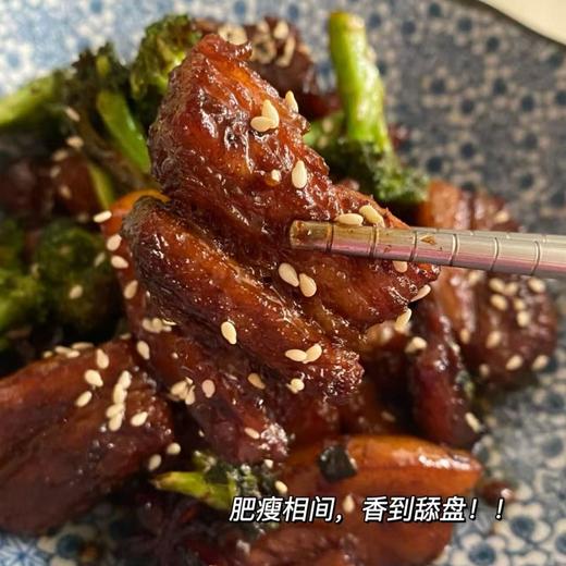 【临沧放山黑土猪 】放山跑足365天，每日山林活动量超5公里，肉质紧实不柴，天然谷物喂养，拒绝催长剂，每一口都是小时候的猪肉香 商品图4