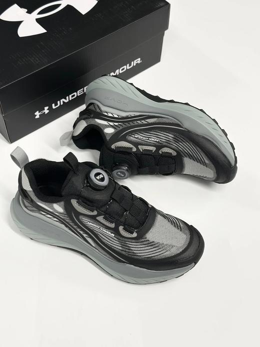 安德玛BOA旋钮HOVR底跑鞋 | 免系带设计穿脱便捷、HOVR缓震科技软弹回弹、适合跑步、训练等多种运动场景、脚感舒适 商品图5