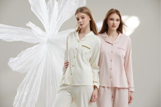 【7.5折新品体验】【秀黛】男翻领开扣长袖套装/女翻领纯色长袖套装男/女春秋家居服睡衣【有4XL】W1550005T/W1551011T【门店同款】 商品图4