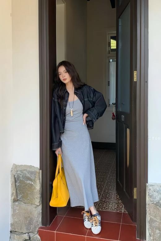 LNNNS 极简风双肩带显瘦内搭吊带连衣裙 22254 商品图3