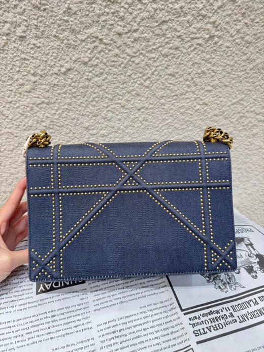Dior Diorama 中号 牛仔 盾牌包 商品图1
