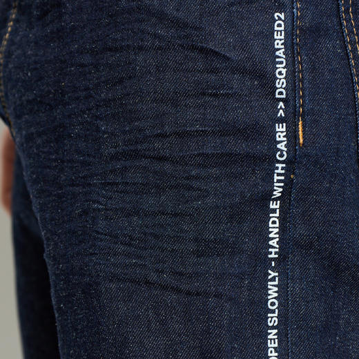 DSQUARED2 男士字母徽标贴片642修身牛仔裤 藏青色 S74LB1892 S30825 470 商品图3