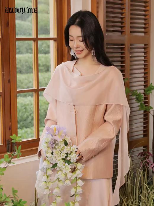 【门店同款】ENJOY春季“柔光芳序”网纱披肩光感西装 169452061 商品图2