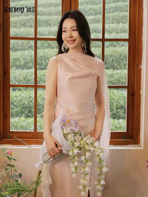 【门店同款】ENJOY春季“柔光芳序”缪斯飘带连衣裙 169099923 商品图8