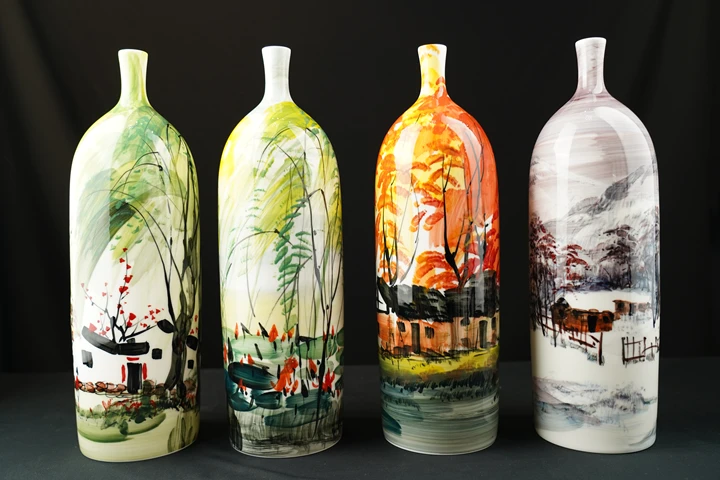 釉中五彩春夏秋冬赏瓶(一套)