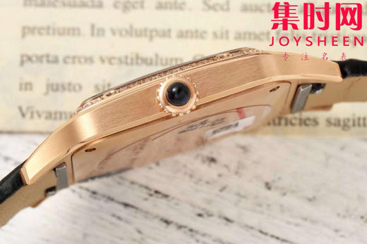 AF卡地亚山度士杜蒙系列 桑托斯大号 中性腕表 成熟魅力之典范 表盘尺寸43.5X31.4mm 小手腕男生福音 商品图7