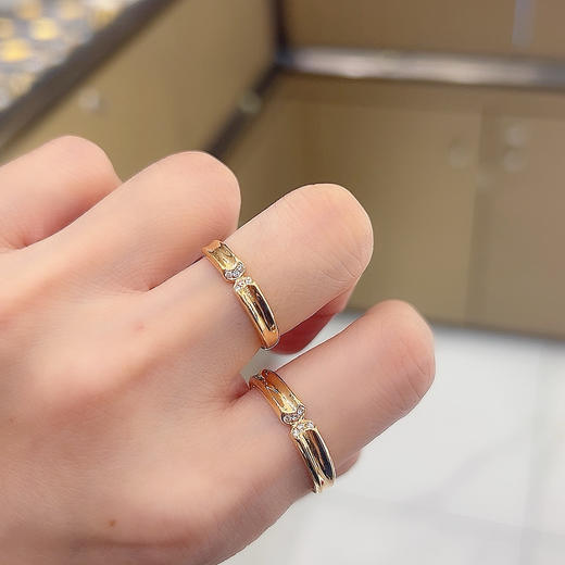 2楼老凤祥玫瑰金钻石对戒吊牌价8130 秒杀价6506 商品图1