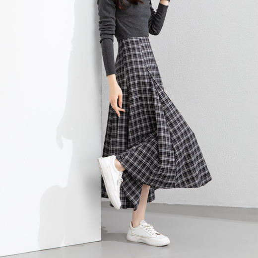 「高货xg」全新升级【铂金会员211/天猫279/差价68】(01739)洛诗琳不规则剪裁格子半身裙2026春季新款高腰显瘦A字大摆裙 商品图2