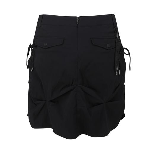 St家新款女士松紧腰女装中长款半身裙来啦！上身就是sporty酷girl！宽松裙版包容性强，修饰的腿更加修长，喜欢她散摆的打褶，灵动散发着活力！ 商品图4