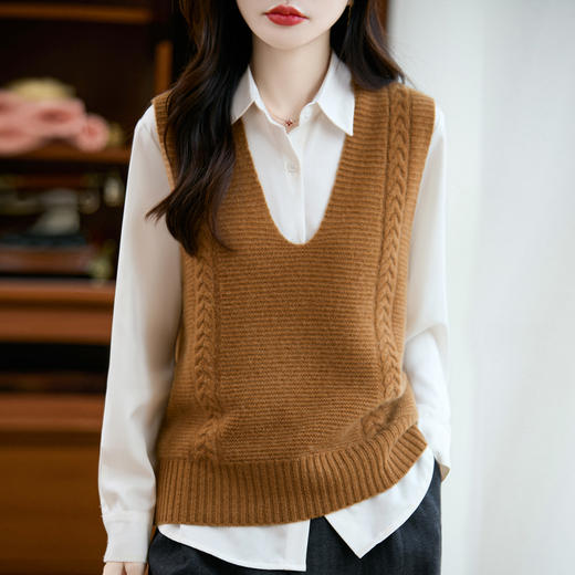「任选2件立减20元 拉夫风减龄马甲系列！精选澳洲美丽诺羊毛 AVANN 羊毛马甲扭花马甲深V背心 商品图12