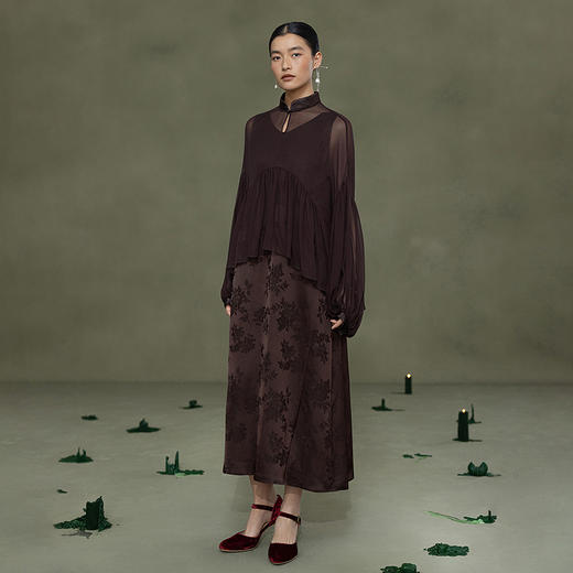 【林栖设计小店】鎏光溯影|深咖啡优雅提花复古宽松2026春新款无袖连衣裙1961170 商品图4
