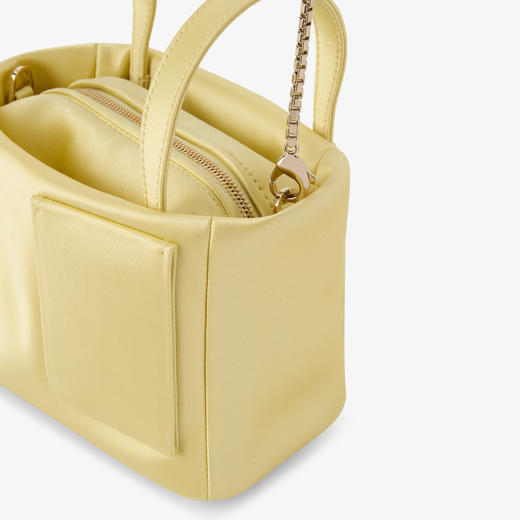 SOFT SATIN BUCKET NANO 手袋 商品图1