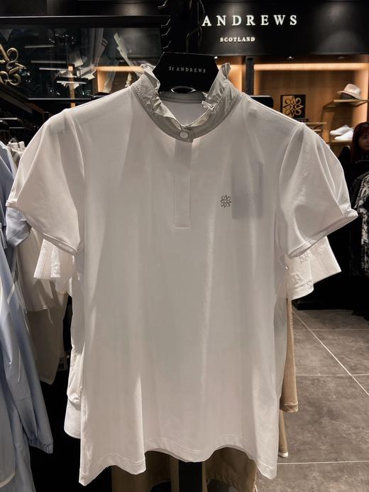 St家新款女士花边立领短袖上衣来啦！韩式泡泡袖加小落肩版型，显瘦又带有慵懒的感觉，立领撞色点缀花边，细节、质感和情调得到升华，整体清爽大方, 完全是不挑人的好穿又好看，弹力很好的氨纶薄面料，垂顺！ 商品图1