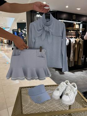 St家新款早春女士立领领结长袖上衣来啦！独家渠道，倾心推荐❗️面料全面升级，质感更糯，贴身舒适， 版型也更为休闲大气 ！平铺看下，可随意调节领结的系法，层次感是St家的招牌！